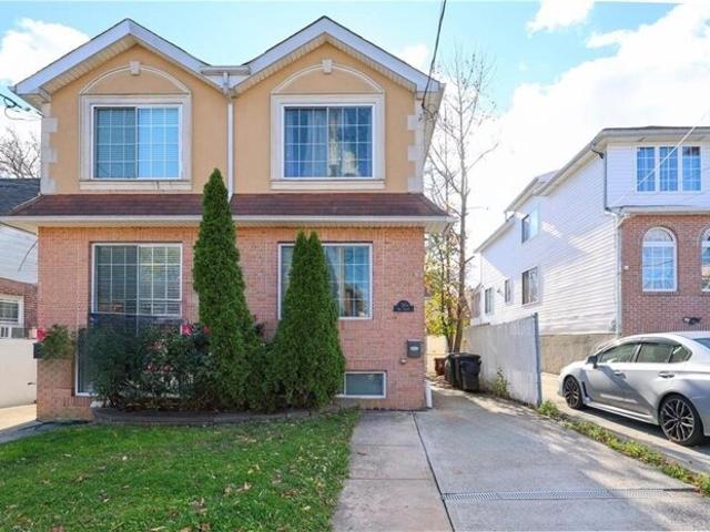 House for sale in Arverne, New York