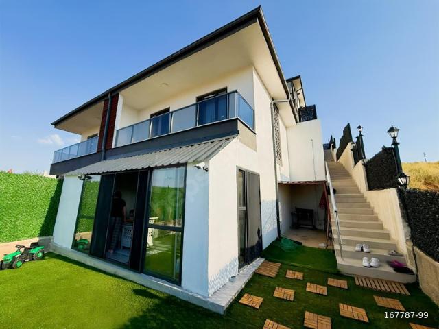 Sızma, Selçuklu içerisinde satılık Villa