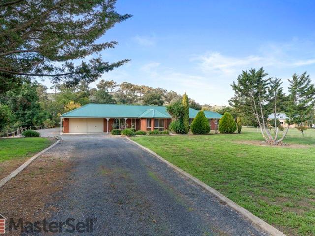 Cottage for sale in Gundagai, New South Wales