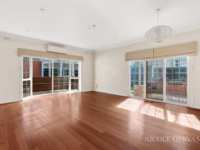 House for rent in Oak Park, Melbourne