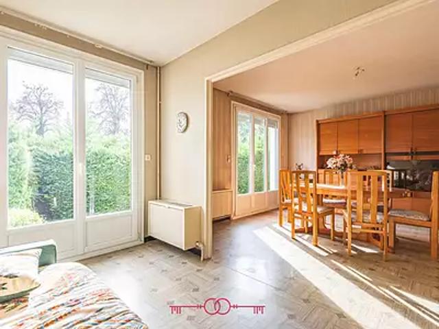 Maison vente à Épernay, Ay