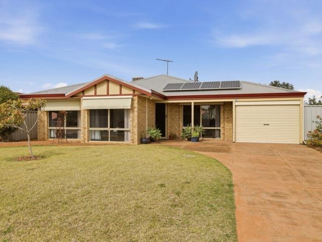 House for sale in Warnbro, Western Australia