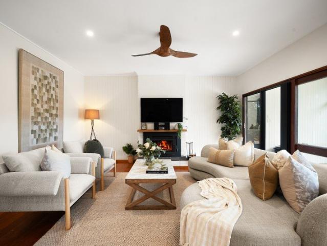 Cottage for sale in Toombul, Queensland