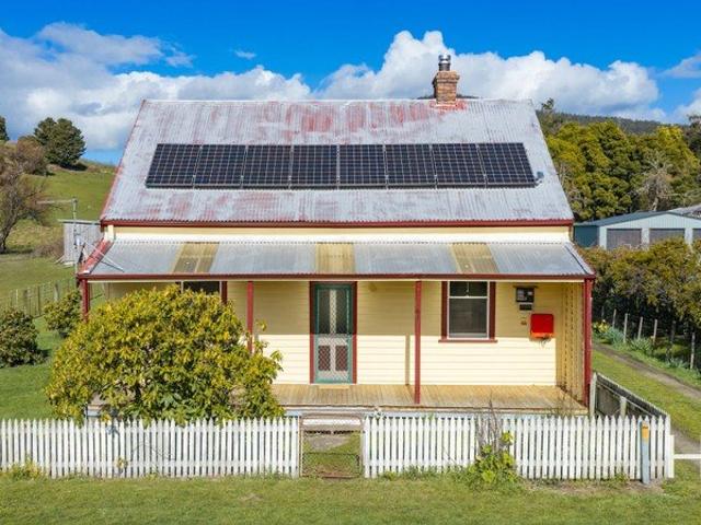 House for sale in Lilydale, Tasmania
