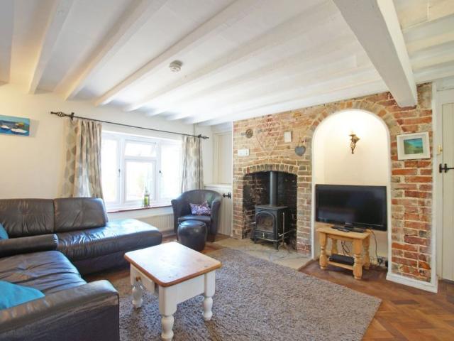 House for rent in East Beach, Littlecote