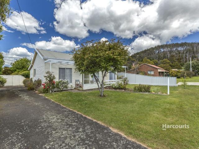 House for sale in Sulphur Creek, Tasmania