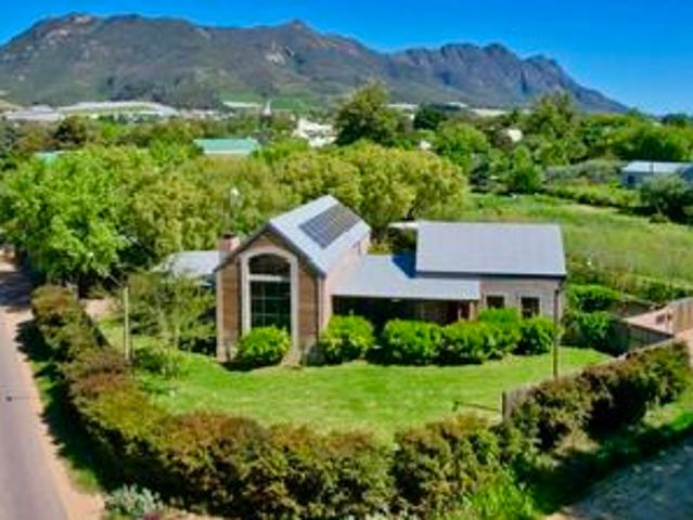 House for sale in West Coast, Riebeeck Valley