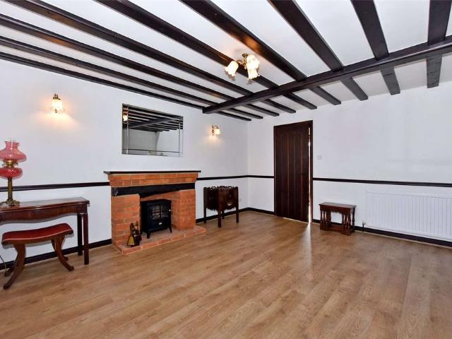 House for rent in Wooburn, Berghers Hill