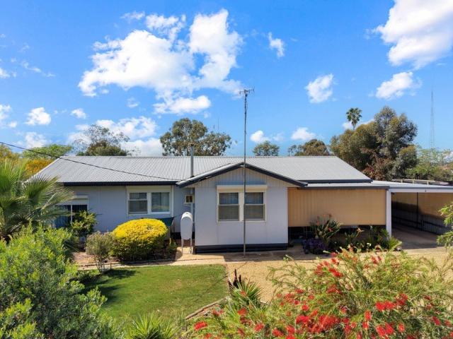House for sale in Cadell, Mid Murray Council