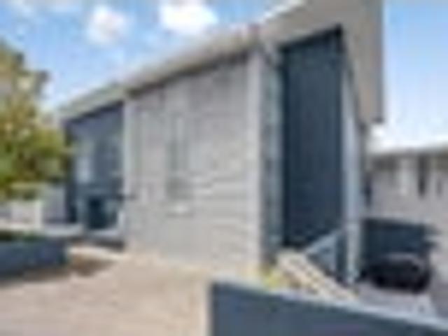 Townhouse for sale in Matata, Wellington