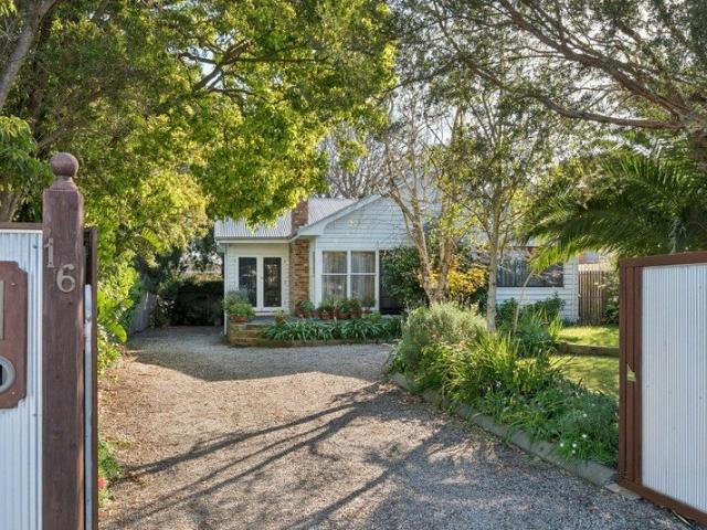 House for sale in Rosebud, Melbourne