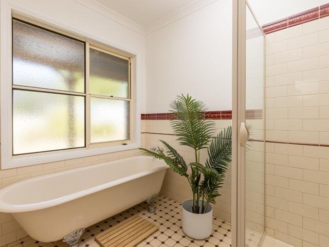 House for sale in Birdwoodton
