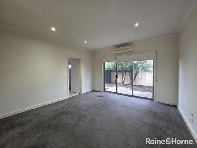 Townhouse for rent in Camerons Creek, Victoria