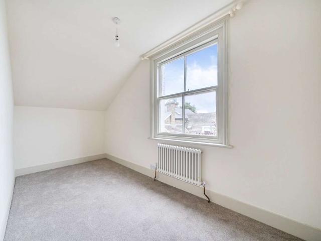 Apartment for rent in St James, Sandown Park