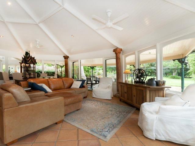 House for sale in Lower North Shore, Sydney
