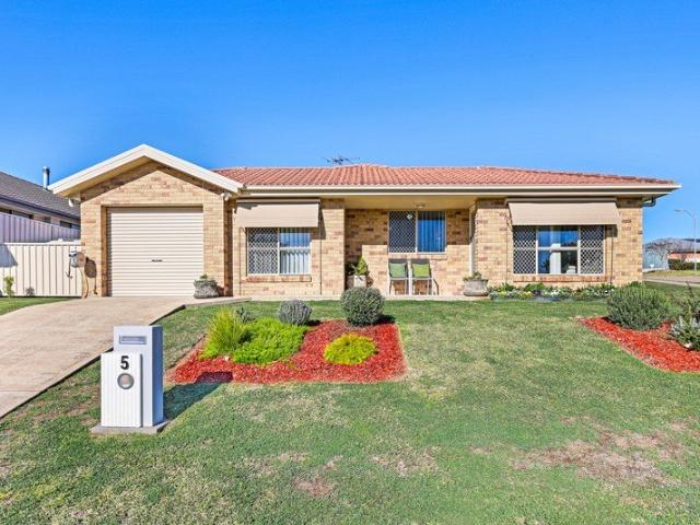 Villa for sale in Muswellbrook, New South Wales