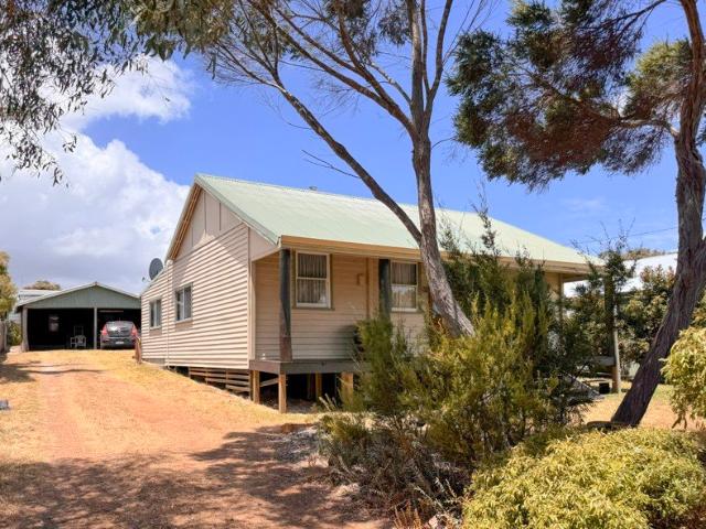 House for sale in Walpole