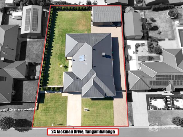 House for sale in Tangambalanga, Victoria
