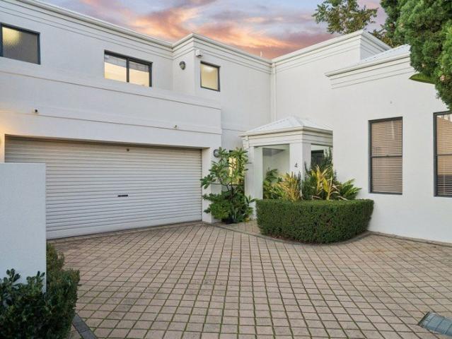 Townhouse for sale in Como, Western Australia