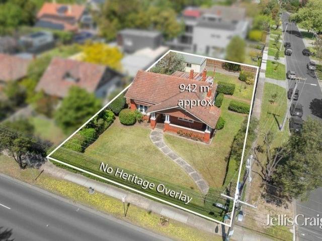 House for sale in Surrey Hills, Victoria