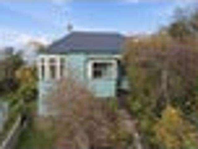 House for sale in Otakou