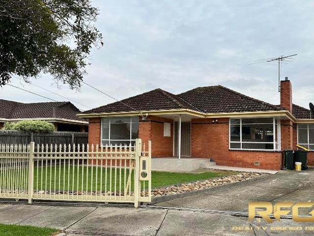 House for rent in St Albans, Victoria