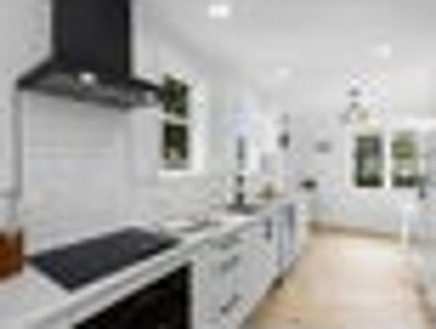 House for sale in Days Bay, Wellington