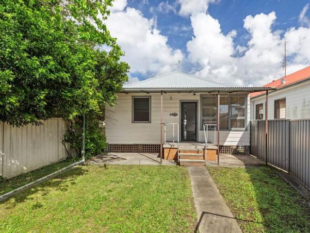 House for rent in Newcastle, Newcastle-Maitland