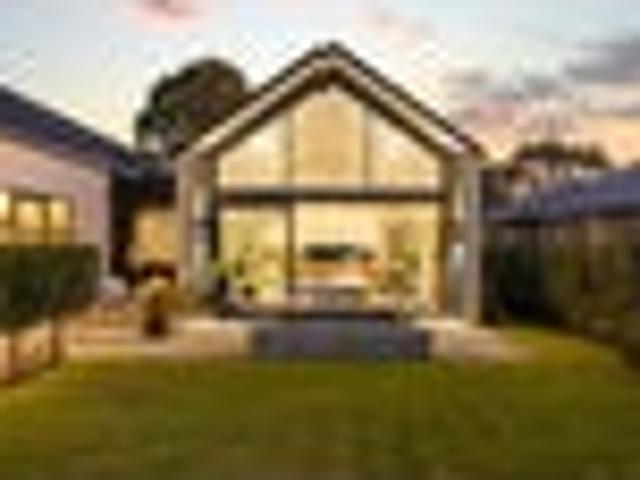 House for sale in Canterbury