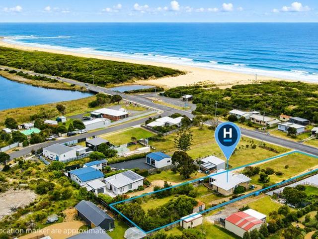 House for sale in Scamander, Tasmania