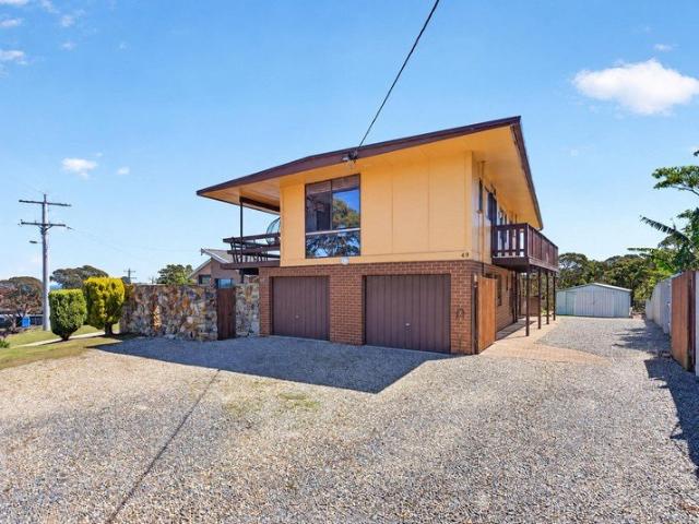 House for sale in Cunninghame, Lakes Entrance