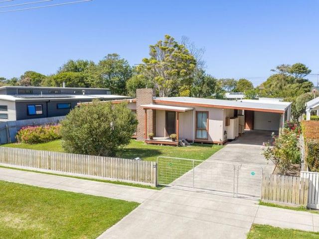 House for sale in Apollo Bay, Victoria