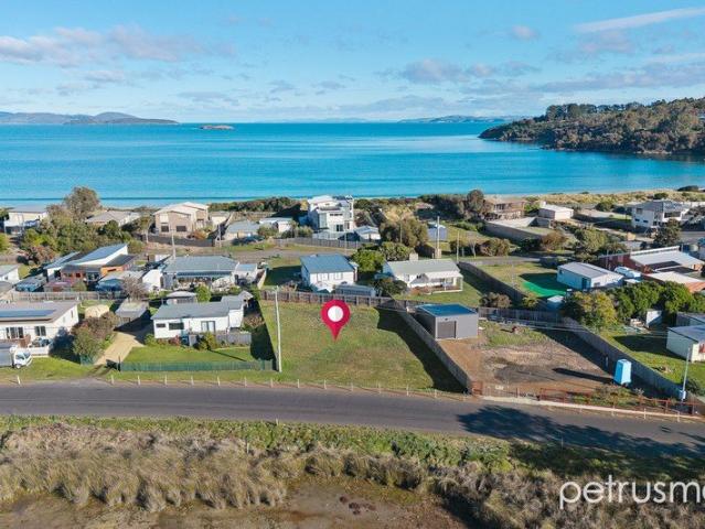 Land for sale in Primrose Sands, Tasmania