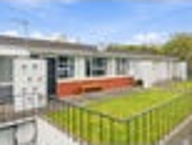 Apartment for sale in College Estate, Whanganui