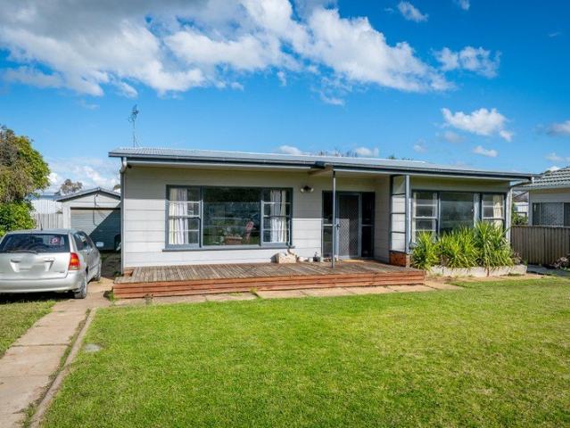 House for sale in Broughton, Victoria