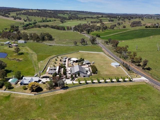 Cottage for sale in Fosters Valley, New South Wales