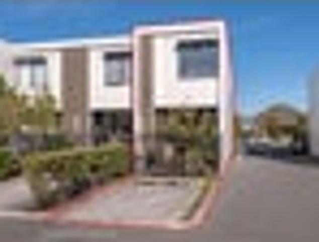 Townhouse for sale in Riccarton, Canterbury