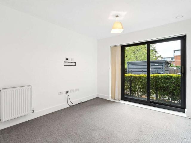 Apartment for rent in Batchworth