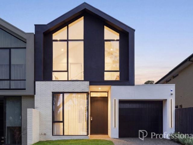 House for sale in Mount Waverley, Melbourne