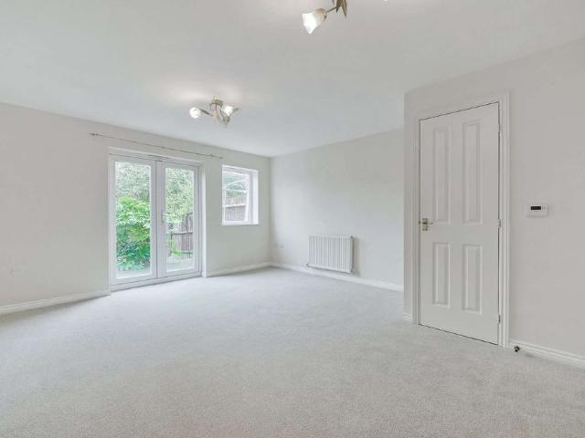 Apartment for rent in The Promenade, Cheltenham
