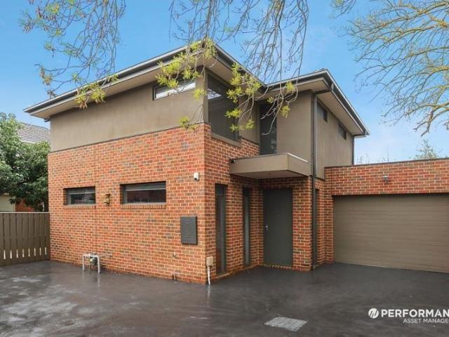 Townhouse for rent in Camerons Creek, Victoria