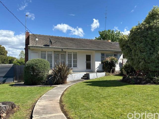 House for sale in Bairnsdale, Shire of East Gippsland