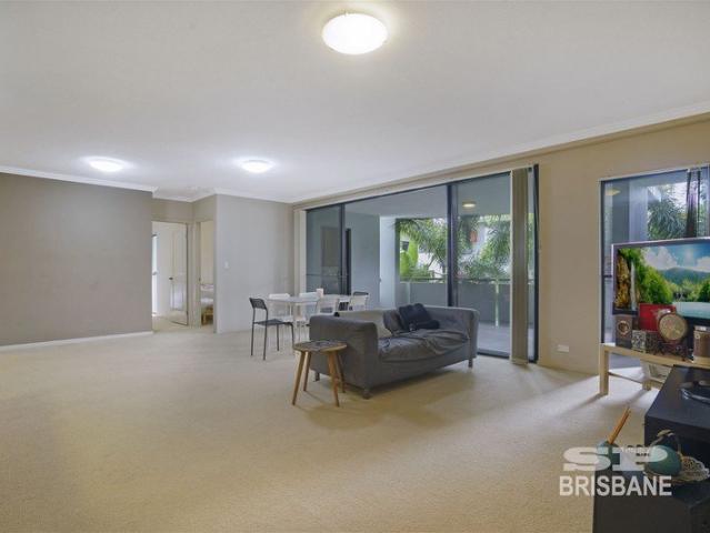 Apartment for rent in Toombul, Queensland