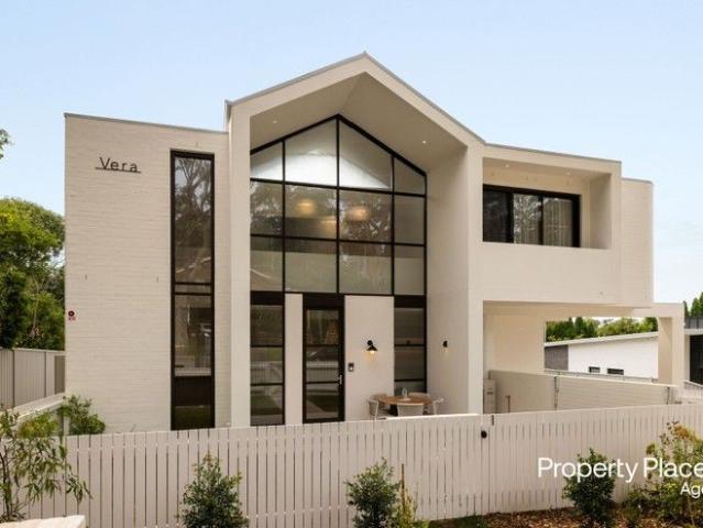 Townhouse for sale in Sutherland, New South Wales