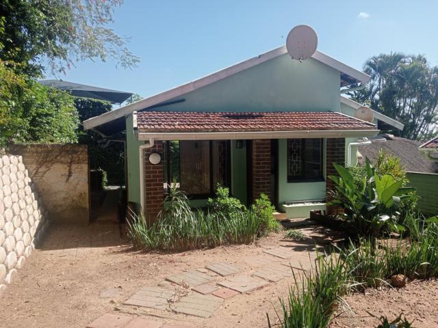 Apartment for rent in Cowie's Hill, Pinetown