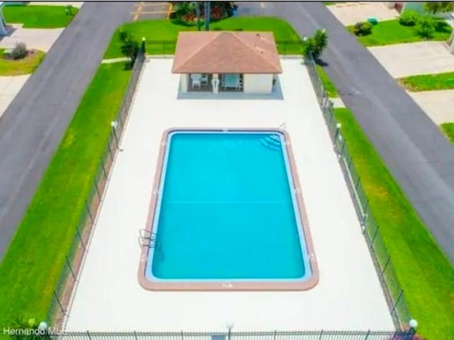 Room for rent in Elfers, Florida