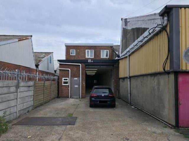 House for rent in Lyons, Greater London