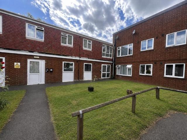 Apartment for rent in Kilton, Costhorpe