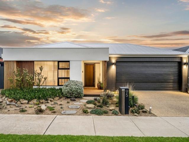 House for sale in Armstrong, Geelong