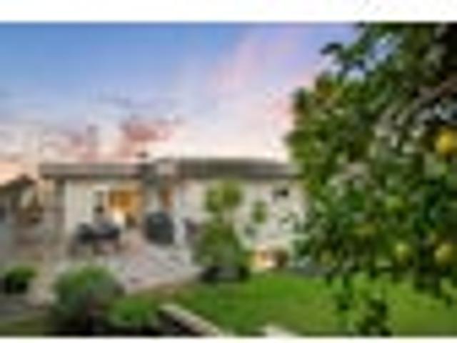 House for sale in Wairau Valley